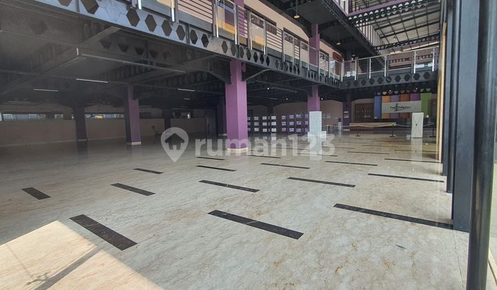 Warehouse and Office for Sale in a Prime Location on Cimahi's Main Road, Close to Toll Access Warehouse and Office for Sale in a Prime Location on Cimahi's Main Road, Close to Toll Access