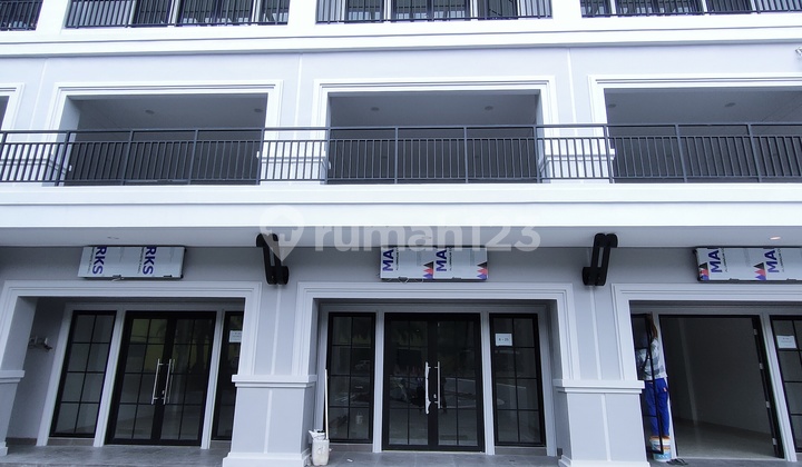 Exclusive City Center Shophouse in Kiara Artha Park 2