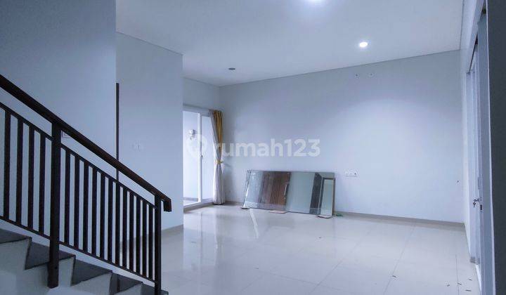 Rumah Eksklusif Minimalis Modern Dalam Cluster 1