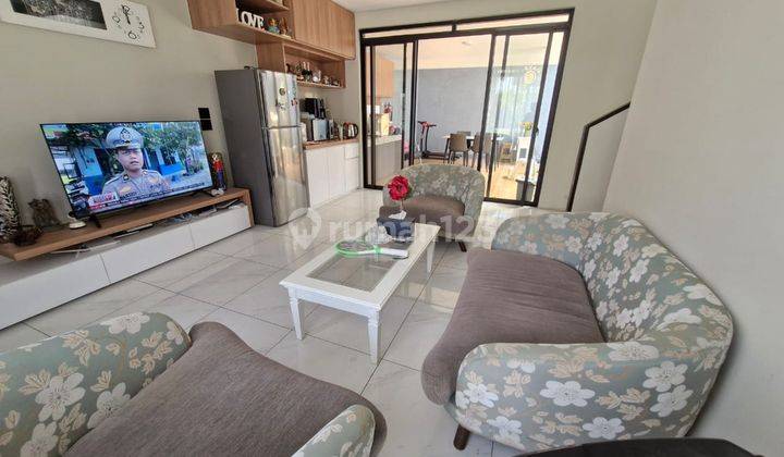 Rumah Full Furnished Minmals Modern Bagus 2 Lantai Di Kota Baru Parahyangan Kbp 1