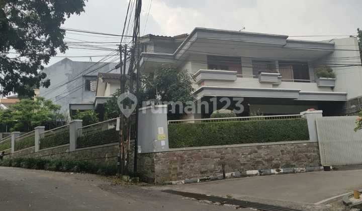 House for Sale in Sayap Pasteur Near Maranatha Christian University