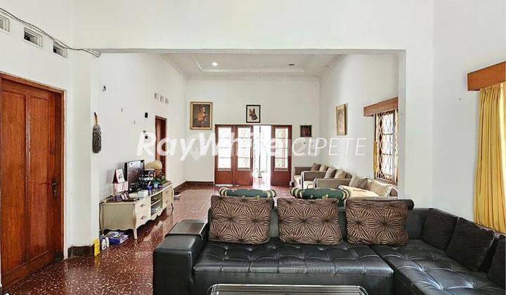 Dijual Rumah Tua Terawat Di Jl.guntur Setiabudi Jakarta Selatan 2