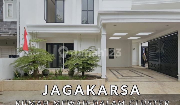 Dijual Rumah Mewah Dalam Townhouse di Ciganjur Jagakarsa 