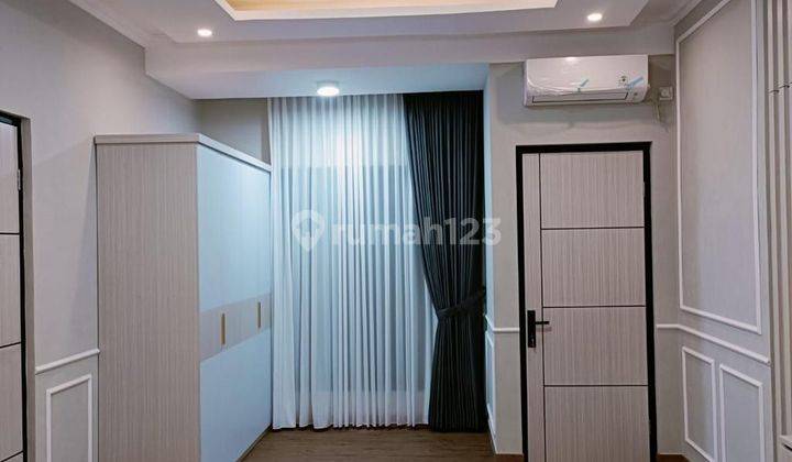 Dijual Rumah Fully Furnished di Villa Rizki Ilhami Depok 2