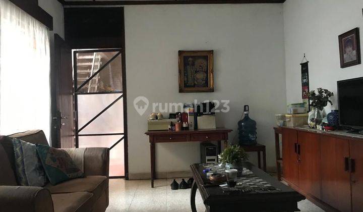 Dijual Rumah Cantik Siap HunI Di Tebet Akses Jalan Lebar 2