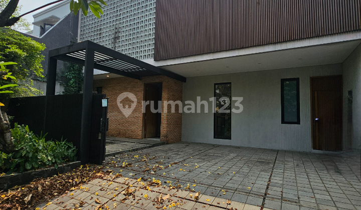 Brand New 2-Story House Inside a Complex in Lebak Bulus. Wide Road Access. 2