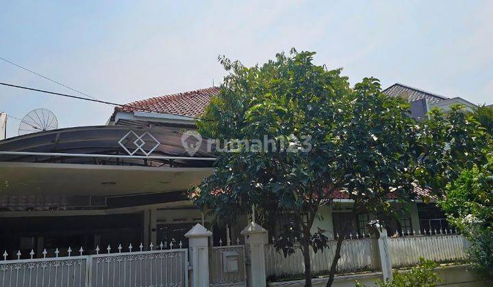 Murah! Rumah 2 Lt Dlm Komplek Elite Hunian Tenang Di Lebak Bulus 2