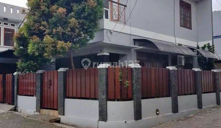 Murah! Rumah Bagus 2 Lt Siap Huni Di Cipete Selatan. Tidak Banjir 1