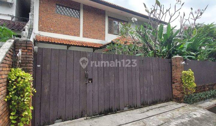 Rumah 2 Lt Di Kawasan Elite Senopati Depan Taman Gaya Klasik Modern Kebayoran Baru 1