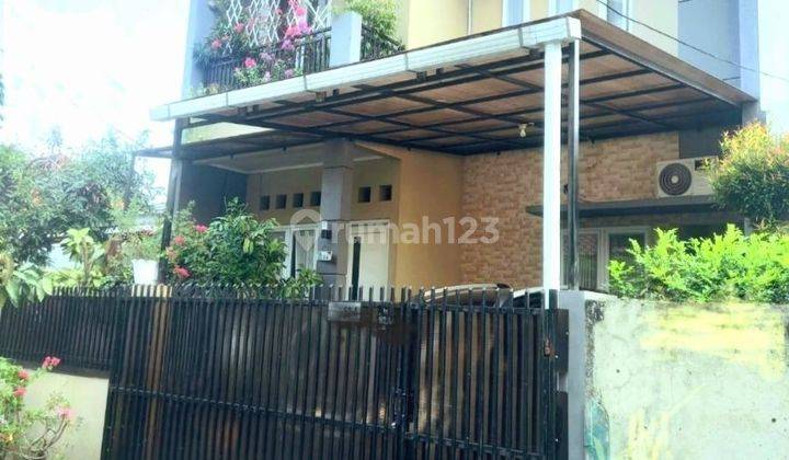 Murah Rumah 2lt Dalam Townhouse. Akses Bagus 2