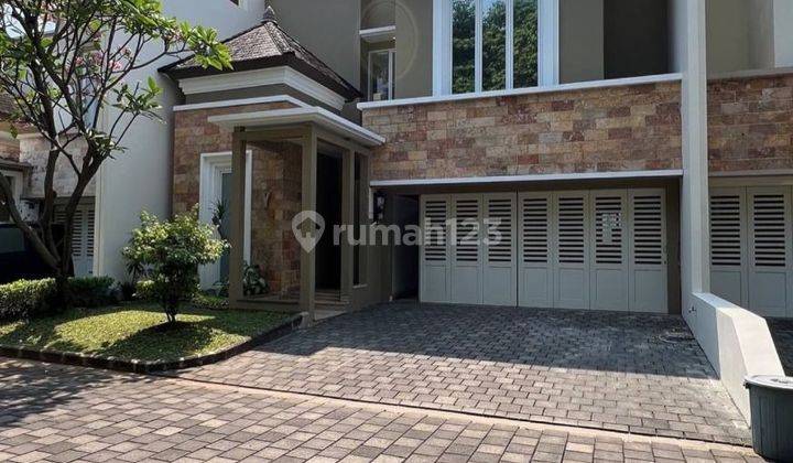 Rumah Cantik 2 Lt Dalam Townhouse. Akses Jalan Lebar Tdk Banjir 1