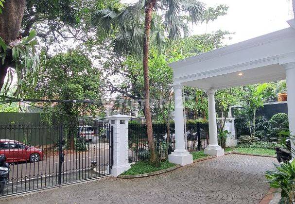 Murah!!! New Renovated House Di Hunian Prime Di Menteng Jakpus 2