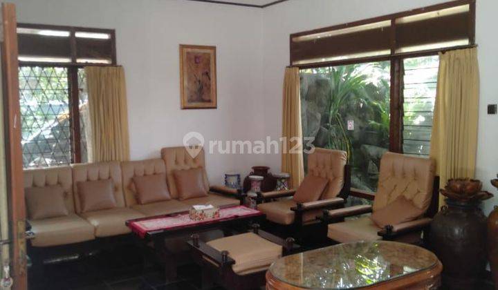 Dijual rumah hoek suryalaya bisa untuk kos2an 1