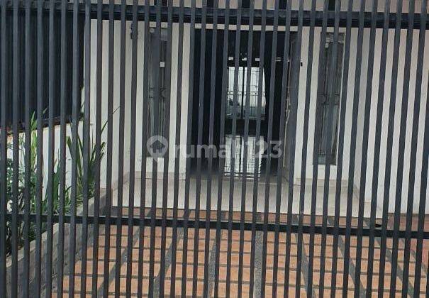 Dijual rumah sederhana di cidurian selatan 1