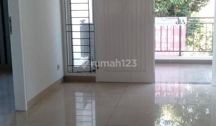 Rumah bagus minimalis modern Semi Furnished  2