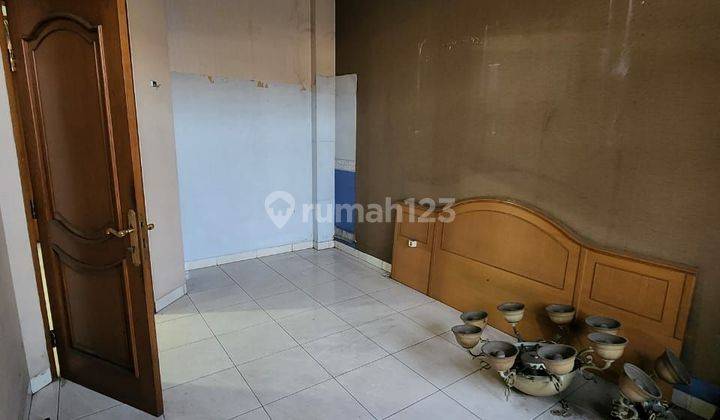 Dijual ruko + rumah tinggal di tengah kota 2