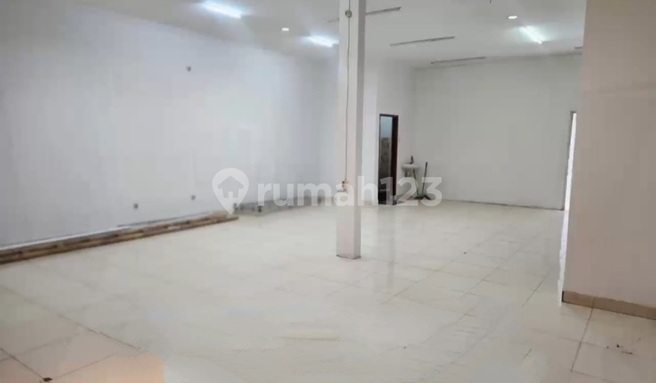 2-Storey Ready-to-Use Ruko in a Strategic Location. 2