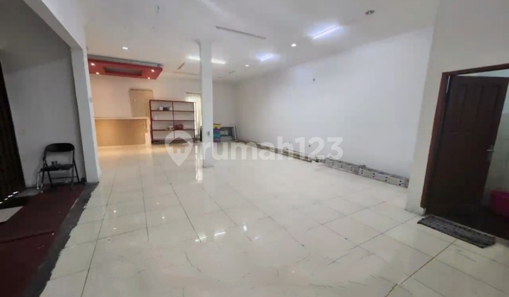 Ruko 2 Lantai Siap Pakai Lokasi Strategis