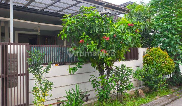 Rumah Minimalis Sederhana Di Taman Holis  1