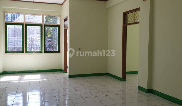 Sewa Ruko 3 Lantai Tengah Kota Jl Moh. Ramdan, Bandung 1