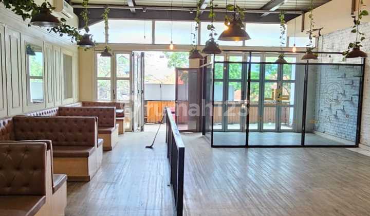 Sewa Rumah Ex Cafe Lokasi Strategis Jl. Gandapura, Bandung 2