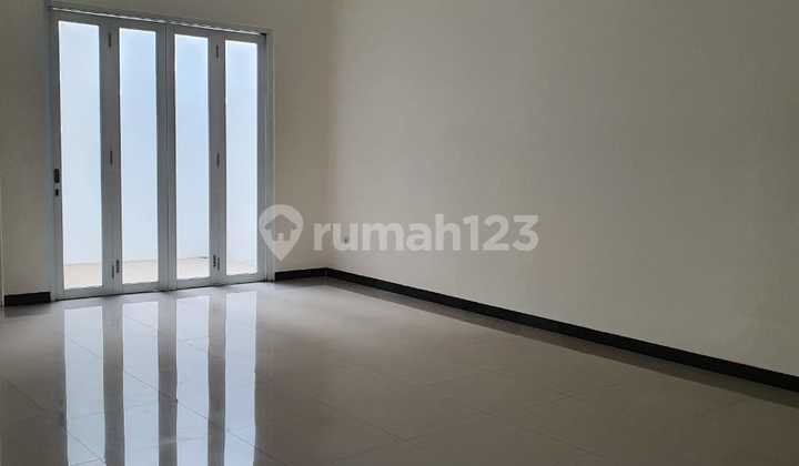 For Rent: 2-Story Ready-to-Occupy Pinewood TKI 5 House, Bandung 2