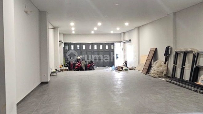 New Shop House For Rent Ready to Occupancy, Otista Street Bandung 1