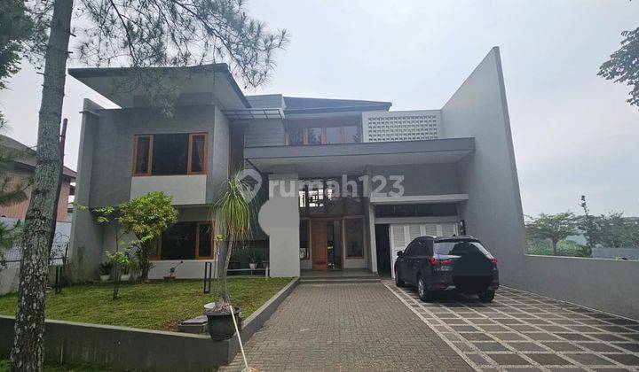 Sewa Rumah Lux di Kota Baru Parahyangan, Cluster Larangtapa