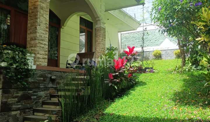 Jual Rumah Bagus dan Luas di Komplek Perumahan Setra Murni 1