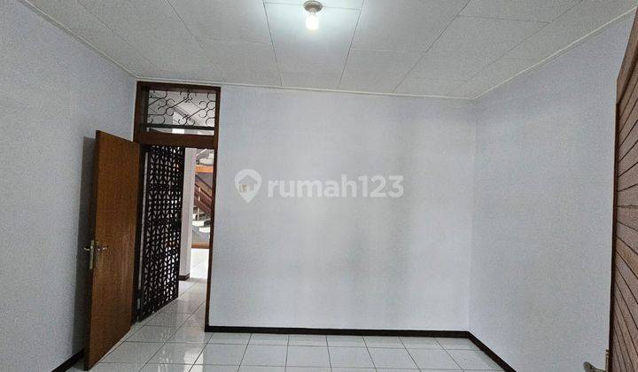 Sewa Rumah Minimalis 2 Lantai Jl. Rajawali Timur , Bandung 2