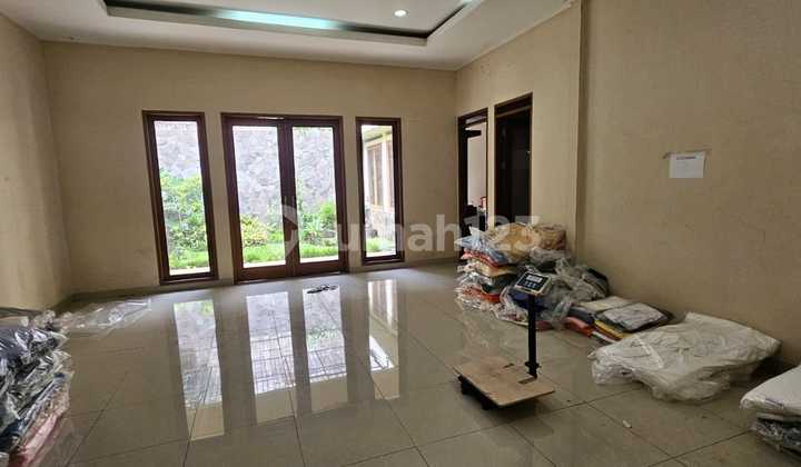 Sell / Rent Ready-to-Occupy Shop and Warehouse in South Cigondewah 2