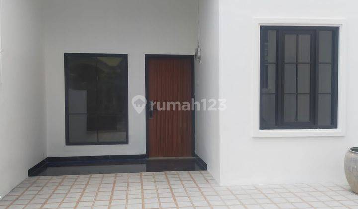 Jual Rumah Modern Bagus di Jl. Kopo Permai , Bandung 2