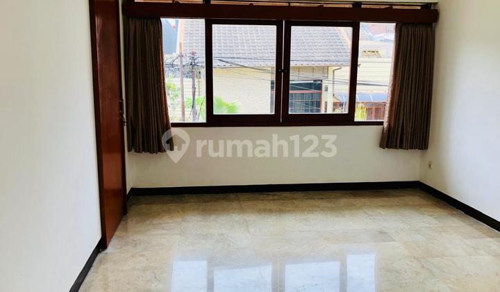 kamar tidur jual sewa rumah 2 lantai