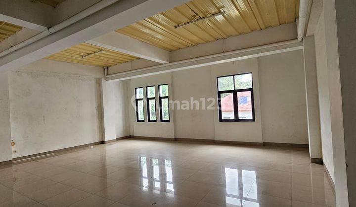 Sewa Ruko Bagus Strategis Jl Ence Azis, Bandung 2