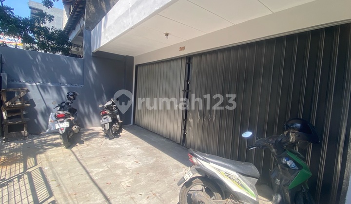 Two-Story Shop House for Sale on Moh Toha Street, Near Mekar Wangi, Close to the Toll Road. 2
