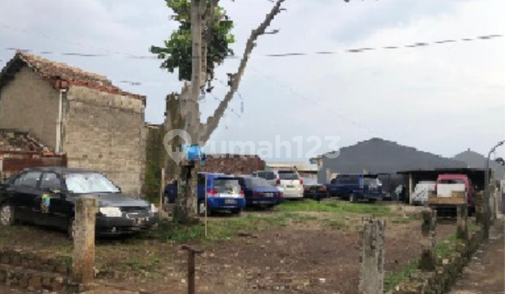 Dijual Tanah hoek .. ( hitung tanah ) di Cibogo Atas