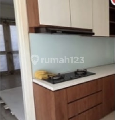 Disewakan Rumah 2 Lantai Di Summarecon Cluster Amanda Furnished 2