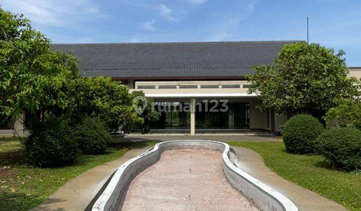 Jual Rumah Mewah Nan Asri Kanayakan, Sayap Dago , Bandung 1