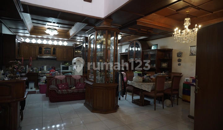 Jual Rumah Lokasi Strategis Sayap Turangga  2