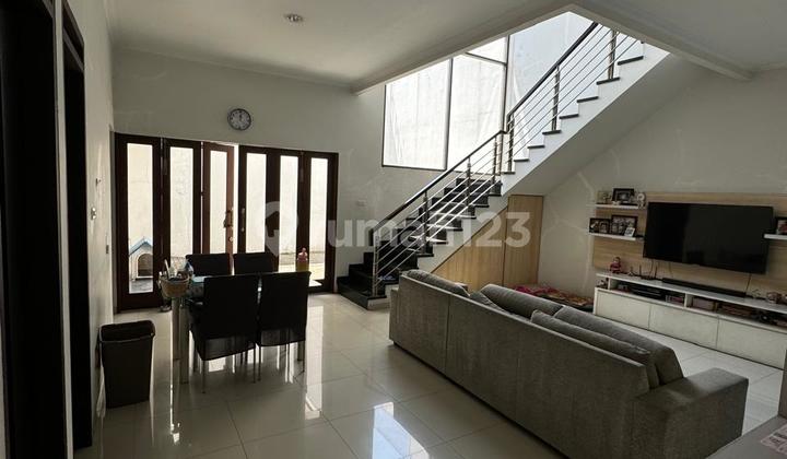 Rumah Bagus Siap Huni Singgasana Pradana Rumah Bagus Siap Huni Singgasana Pradana