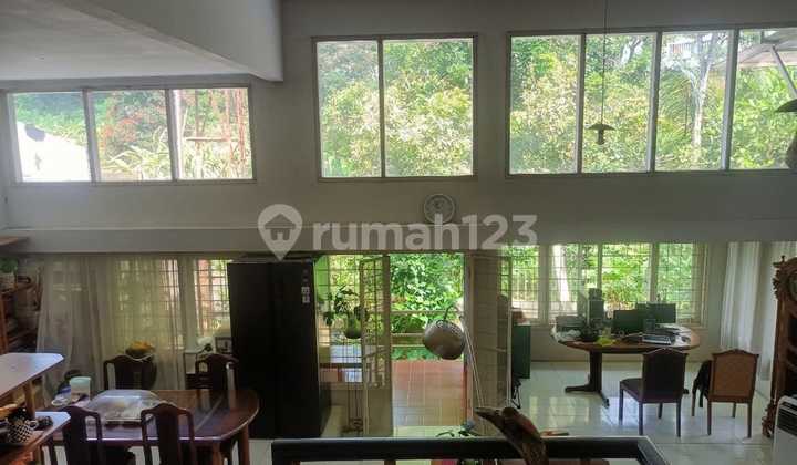 Selling a House in a Green and Beautiful Bajuri Valley Neighborhood 2