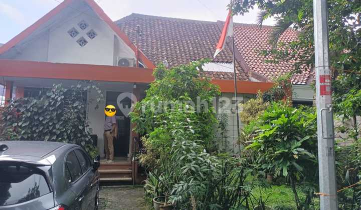 Dijual Rumah Strategis Bisa Untuk Usaha..