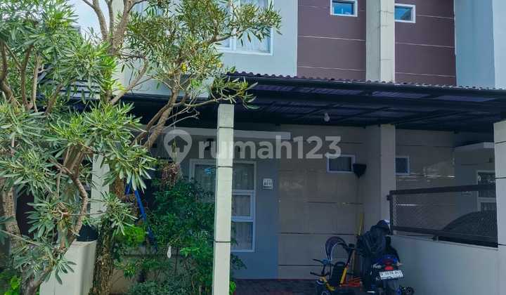 Sell Ready-to-Occupy House Greenville Residence Buah Batu
