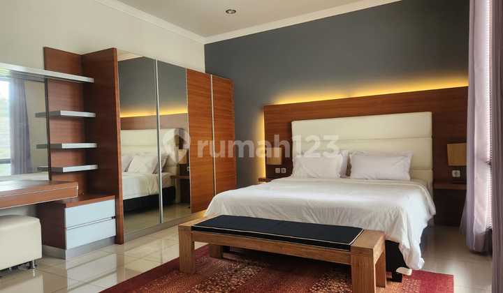 Jual Rumah Setraduta Setra Harmony Townhouse 