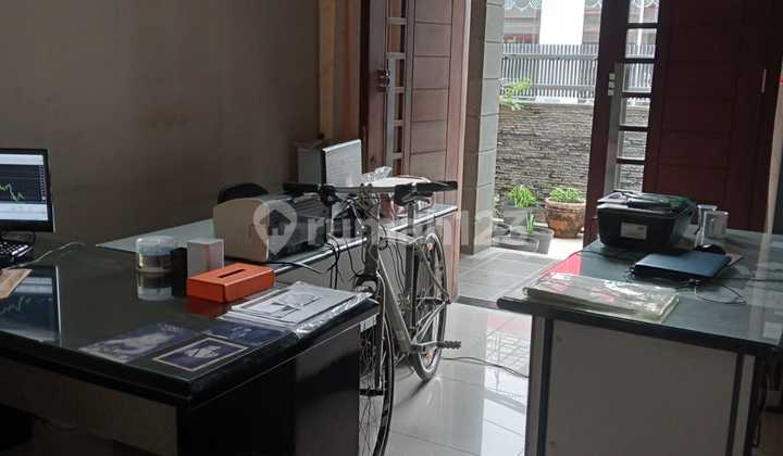 Rumah Dekat Wisata Kuliner Sayap Lengkong