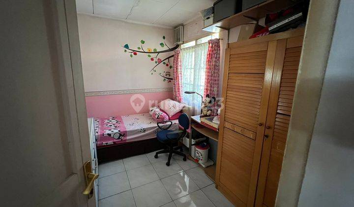 kamar tidur dijual rumah siap huni komplek