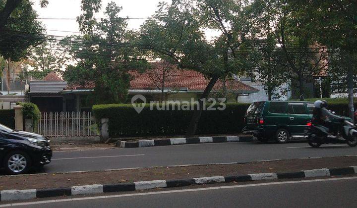 Rumah di Jalan Supratman, Bandung 1