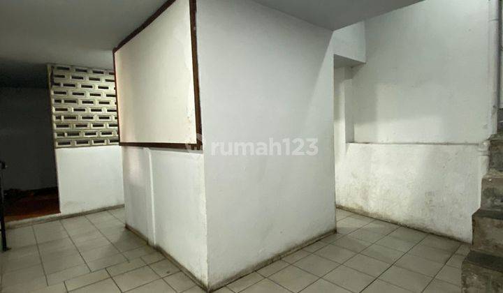 Jual atau sewa Tempat Usaha Mainroad Cihampelas Bandung  2