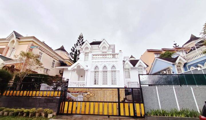 Villa Mewah di Kota Bunga, Puncak, Jawa Barat, Bogor 2