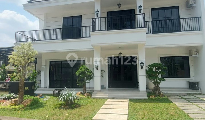 Rumah Brand New Hook The Golf Residence Modernland